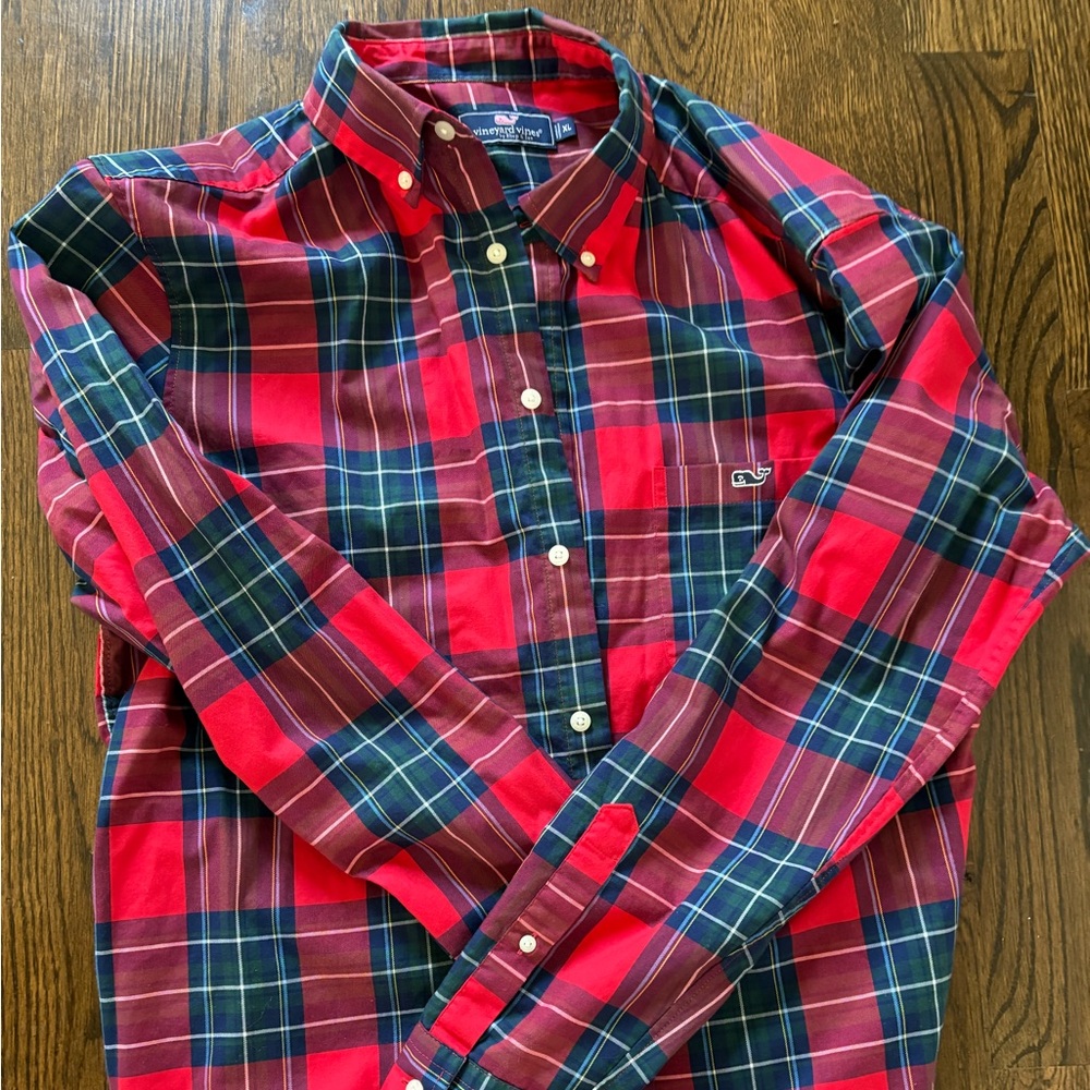 Men’s xl plaid Christmas button down